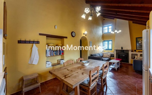 Resale - Country house - Inland  - Alhaurín el Grande Centro