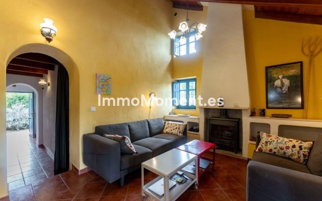 Resale - Country house - Inland  - Alhaurín el Grande Centro