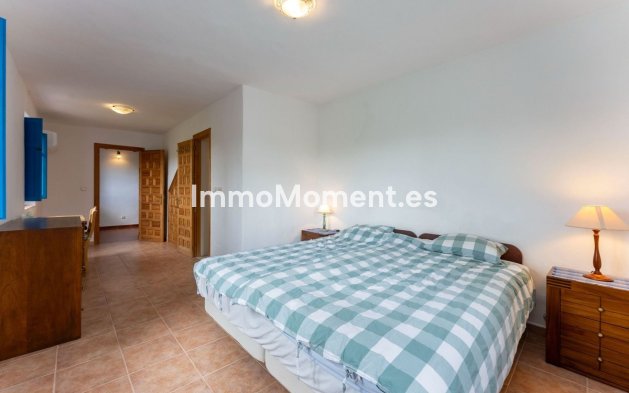 Resale - Country house - Inland  - Alhaurín el Grande Centro