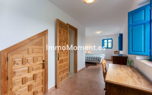 Resale - Country house - Inland  - Alhaurín el Grande Centro