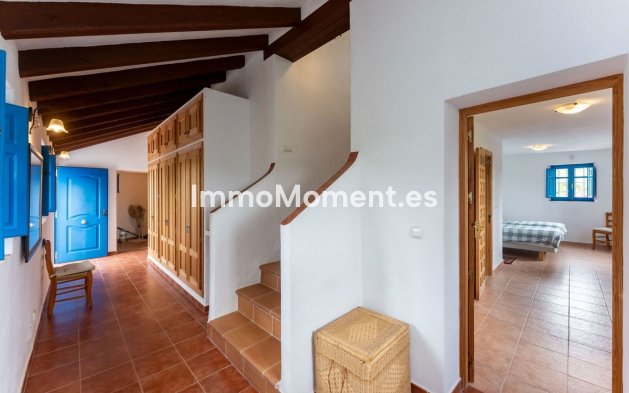 Resale - Country house - Inland  - Alhaurín el Grande Centro