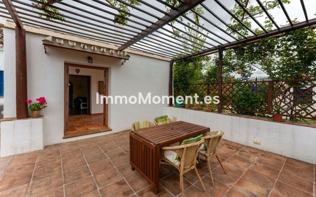 Resale - Country house - Inland  - Alhaurín el Grande Centro
