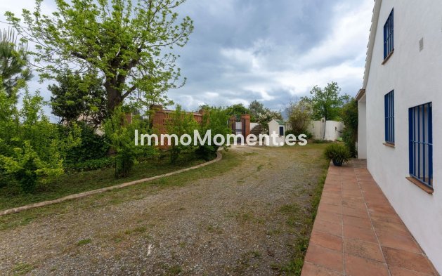 Resale - Country house - Inland  - Alhaurín el Grande Centro