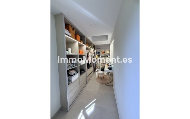 Resale - Detached villa - Estepona - Bel Air