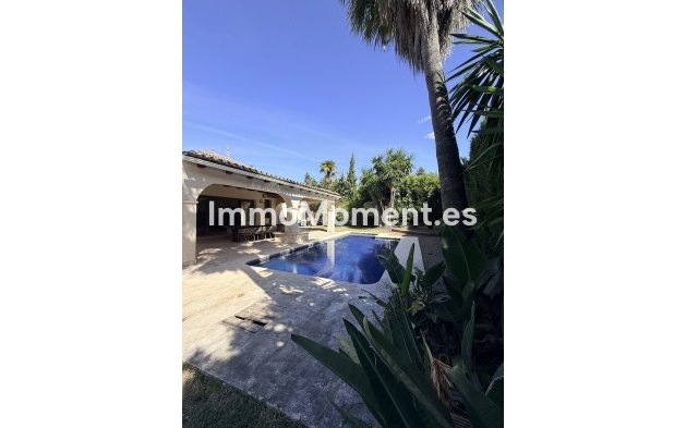 Resale - Detached villa - Estepona - Bel Air