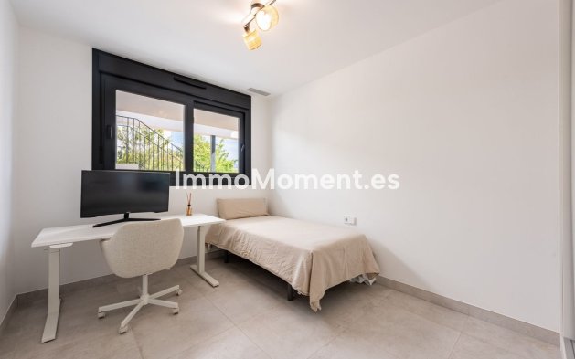 Wiederverkauf - Wohnung - Estepona  - Estepona Centro