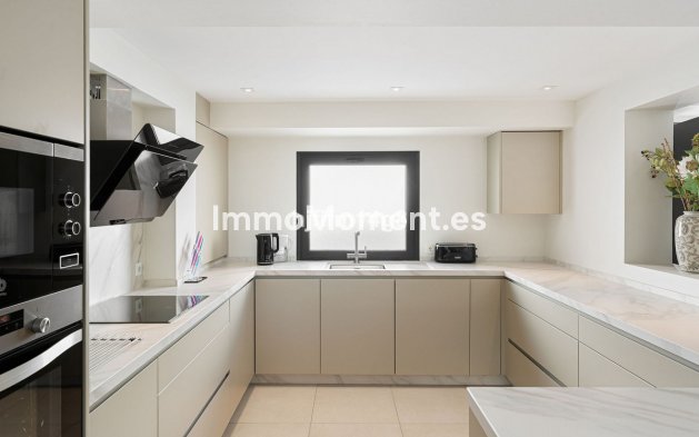 Reventa - Villa independiente - Marbella - Nueva Andalucía