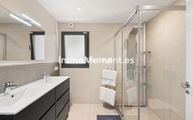 Reventa - Villa independiente - Marbella - Nueva Andalucía