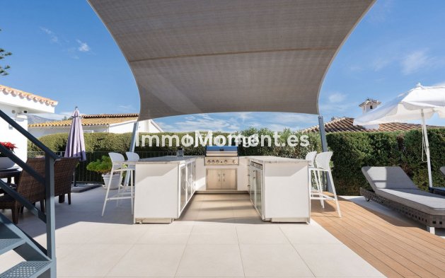 Reventa - Villa independiente - Marbella - Nueva Andalucía