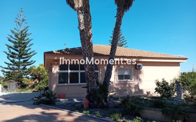 Revente - Villa - Dolores - Dolores Centro