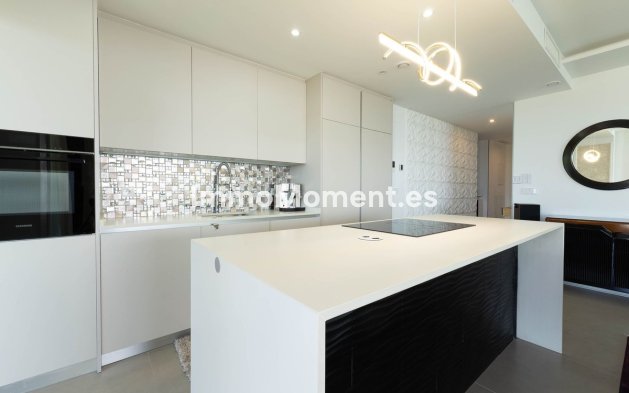 Resale - Apartment - Fuengirola - Fuengirola Centro