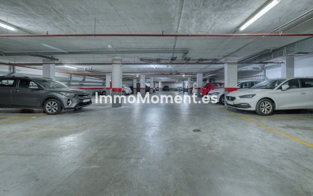 Resale - Apartment - Marbella - Reserva de Marbella
