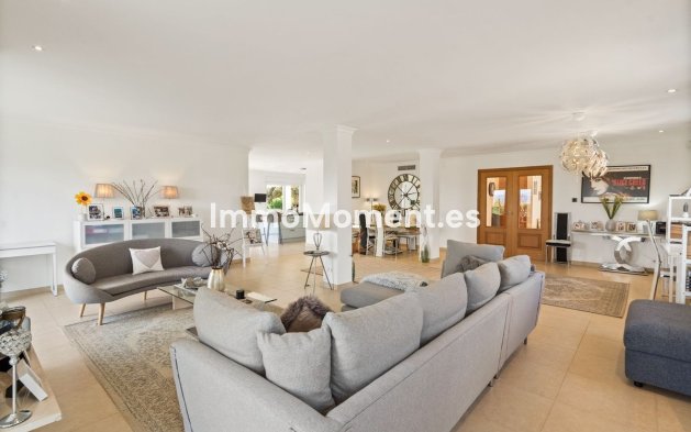 Bestaande woning - Vrijstaande villa - Binnenland  - Alhaurín el Grande Centro