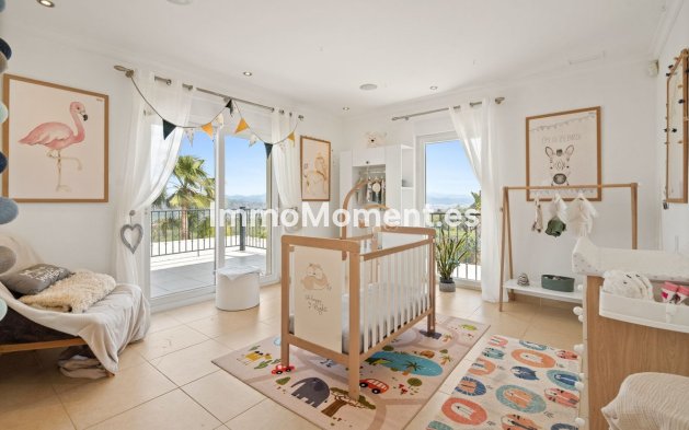 Bestaande woning - Vrijstaande villa - Binnenland  - Alhaurín el Grande Centro