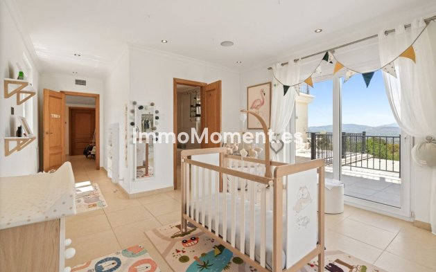 Bestaande woning - Vrijstaande villa - Binnenland  - Alhaurín el Grande Centro