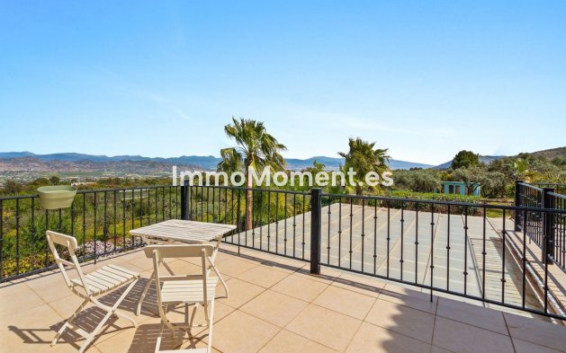 Bestaande woning - Vrijstaande villa - Binnenland  - Alhaurín el Grande Centro