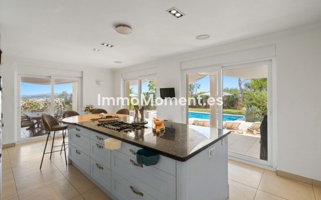 Bestaande woning - Vrijstaande villa - Binnenland  - Alhaurín el Grande Centro