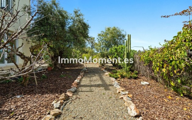 Bestaande woning - Vrijstaande villa - Binnenland  - Alhaurín el Grande Centro