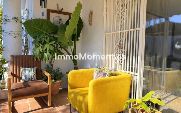 Bestaande woning - Vrijstaande villa - Estepona  - Benamara