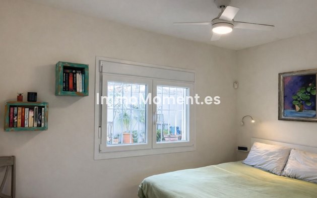 Bestaande woning - Vrijstaande villa - Estepona  - Benamara