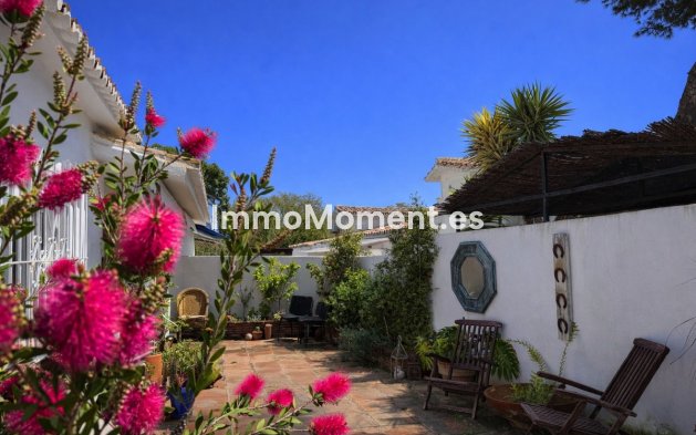 Bestaande woning - Vrijstaande villa - Estepona  - Benamara
