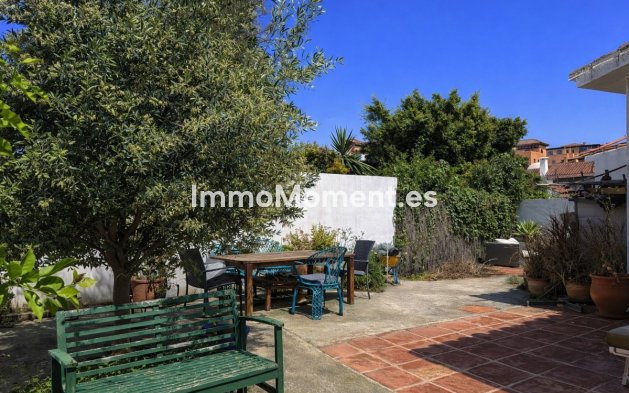 Bestaande woning - Vrijstaande villa - Estepona  - Benamara