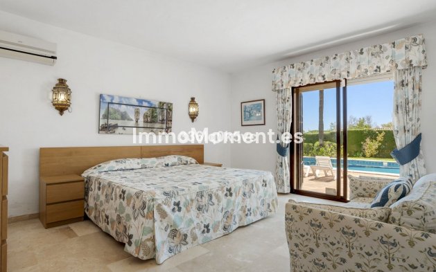 Wiederverkauf - Villa - Marbella - Las Chapas