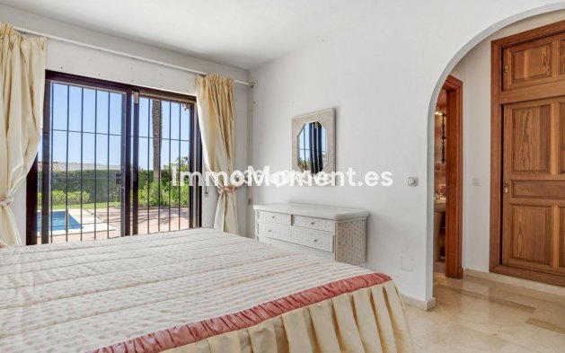 Wiederverkauf - Villa - Marbella - Las Chapas