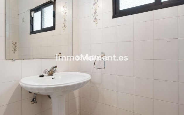 Wiederverkauf - Villa - Marbella - Las Chapas
