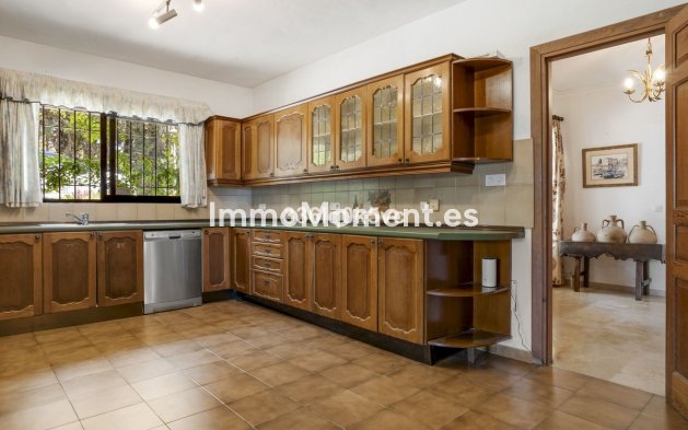 Wiederverkauf - Villa - Marbella - Las Chapas