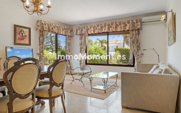 Wiederverkauf - Villa - Marbella - Las Chapas