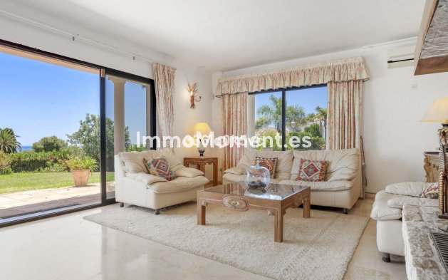 Wiederverkauf - Villa - Marbella - Las Chapas
