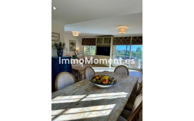Wiederverkauf - Freistehende Villa - Estepona  - Estepona Centro