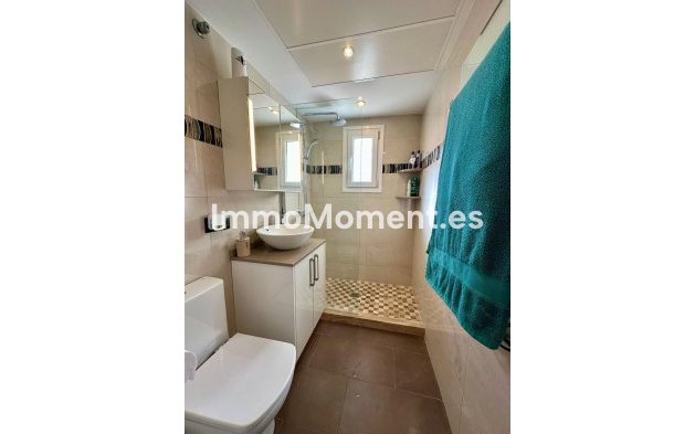 Wiederverkauf - Freistehende Villa - Estepona  - Estepona Centro