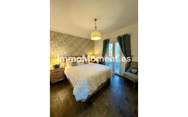 Wiederverkauf - Freistehende Villa - Estepona  - Estepona Centro