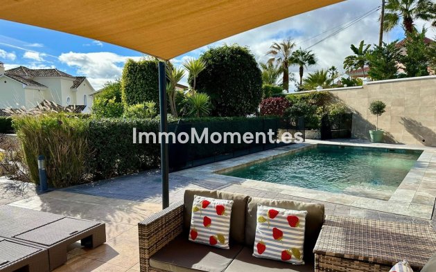 Wiederverkauf - Freistehende Villa - Estepona  - Estepona Centro