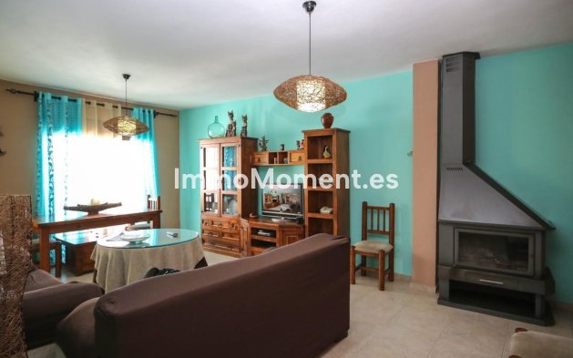 Resale - Townhouse - Inland  - Alozaina