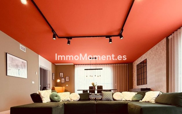 Resale - Apartment - Sotogrande