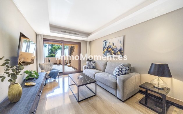 Resale - Apartment - Estepona - Estepona Centro
