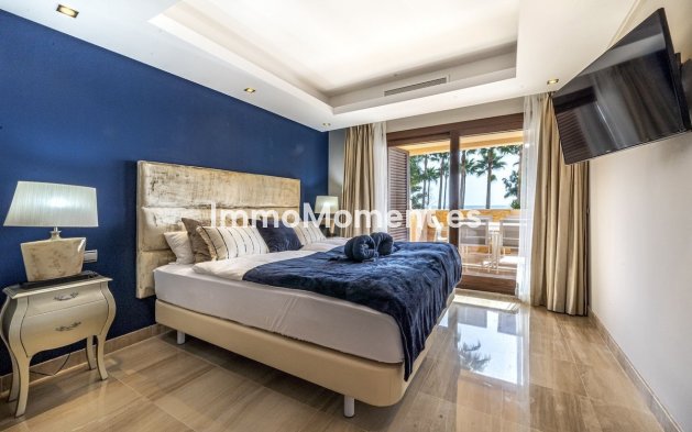 Resale - Apartment - Estepona - Estepona Centro