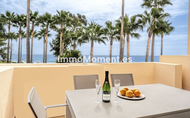 Resale - Apartment - Estepona - Estepona Centro