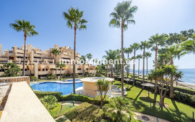 Resale - Apartment - Estepona - Estepona Centro