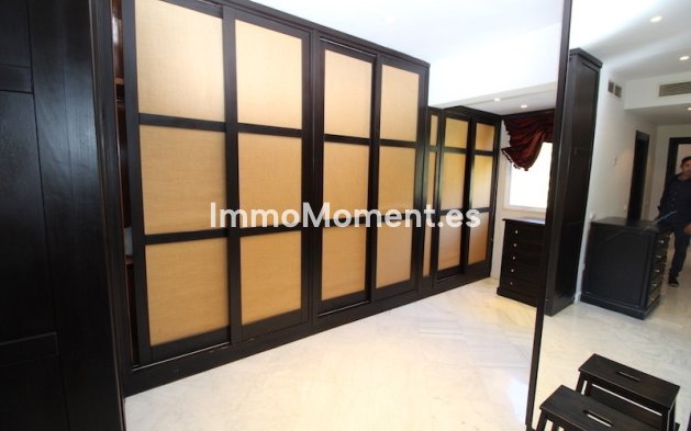 Wiederverkauf - Villa - Marbella - The Golden Mile