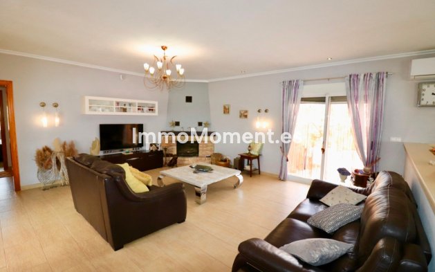 Resale - Detached villa - Albatera - Albatera Centro