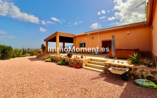 Resale - Detached villa - Albatera - Albatera Centro