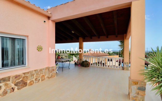 Resale - Detached villa - Albatera - Albatera Centro