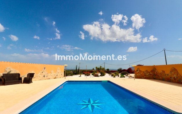 Resale - Detached villa - Albatera - Albatera Centro