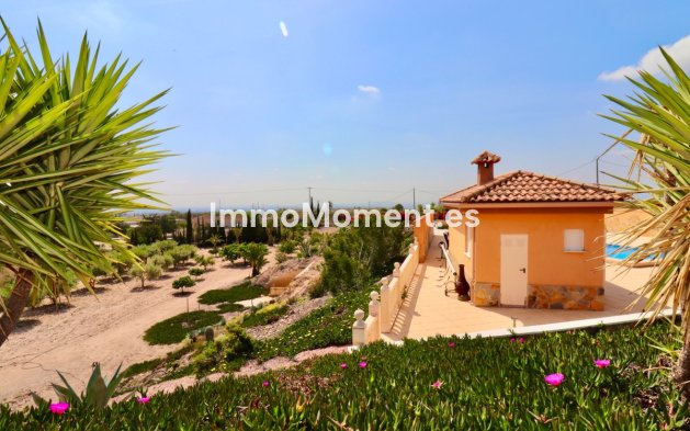Resale - Detached villa - Albatera - Albatera Centro