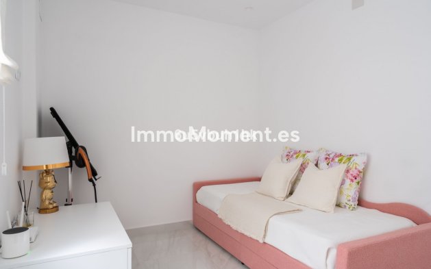 Wiederverkauf - Reihenhaus - Marbella - La Mairena