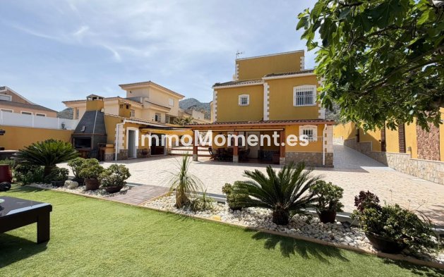 Resale - Villa - Orihuela - Orihuela Centro